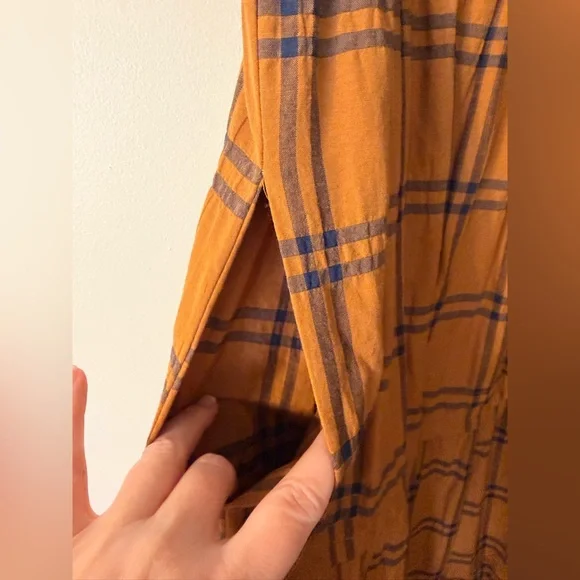 Brown and Navy Plaid Maeve Anthropologie Somerset - Picture 7 of 8